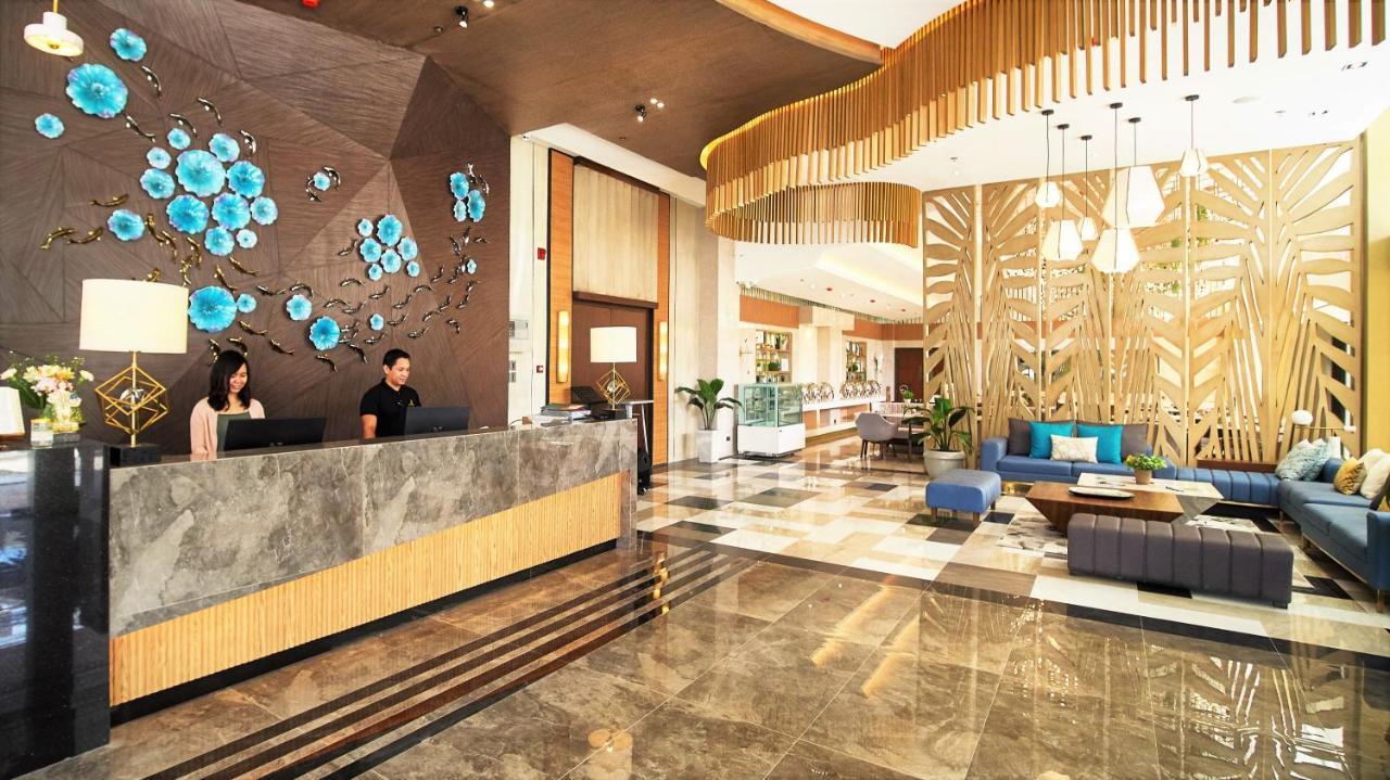 J7 Plaza Hotel Iloilo Zewnętrze zdjęcie