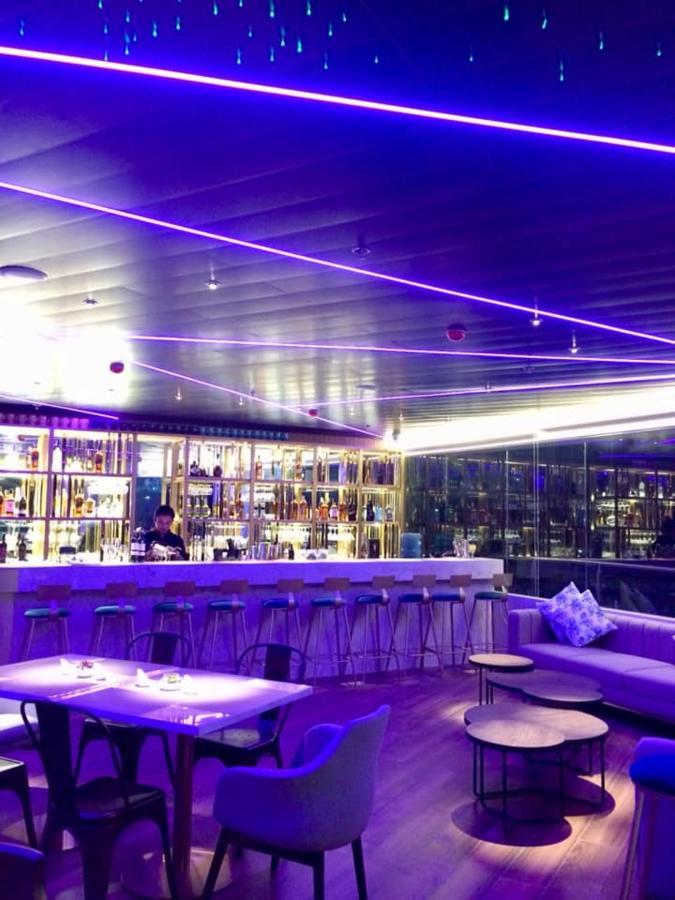J7 Plaza Hotel Iloilo Zewnętrze zdjęcie